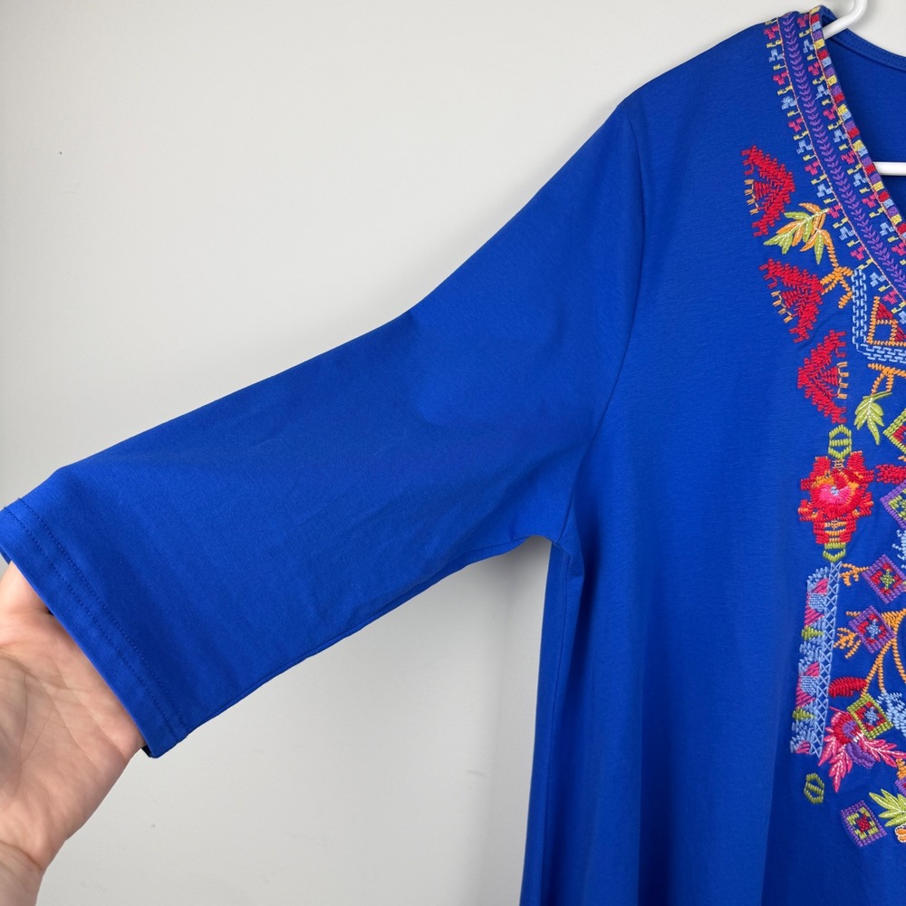 Calessa Embroidered Tunic Top Womens Large Blue Boho Peasant 3/4 Sleeve V-Neck - Picture 5 of 12